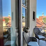 Apartament Ratuszowy *