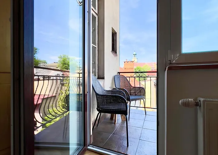 Ratuszowy * צ'שין